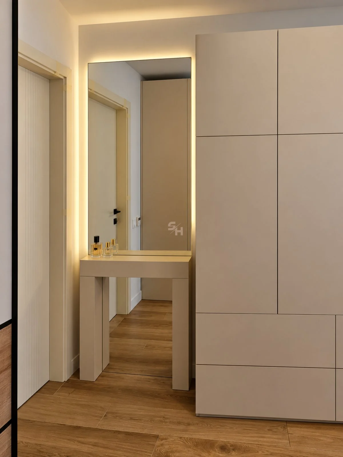 KDIA — dressing area with illuminated mirror