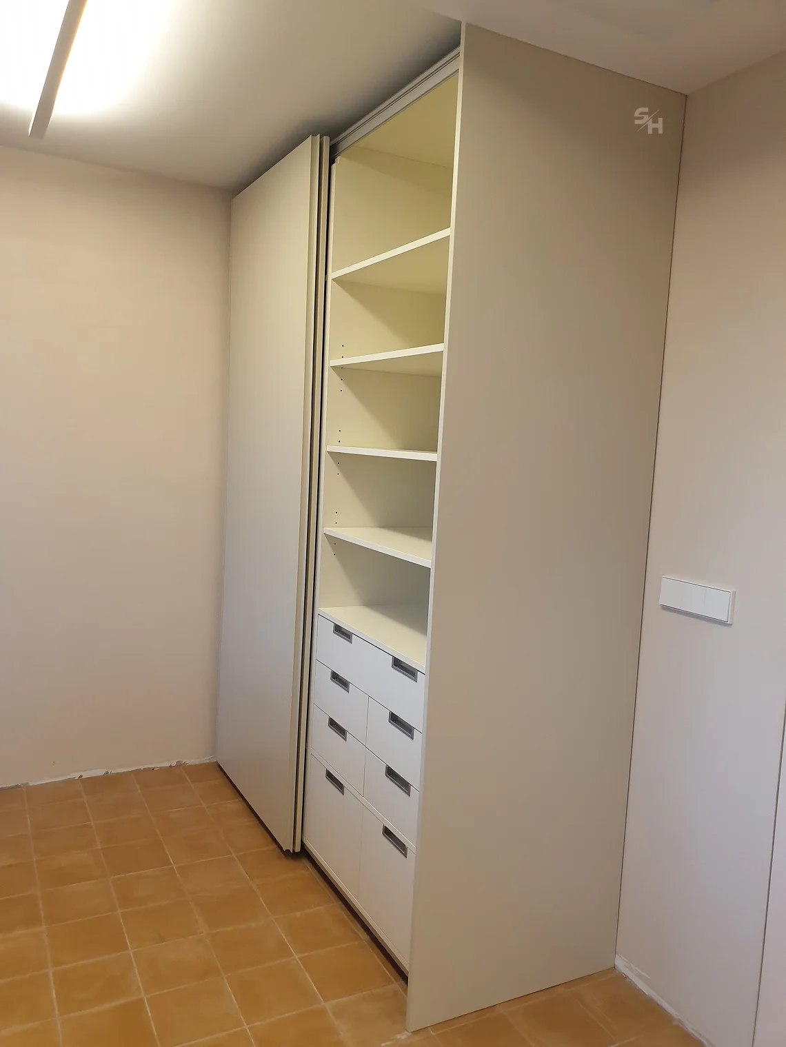 PSLR — bedroom wardrobes and window-seat storage