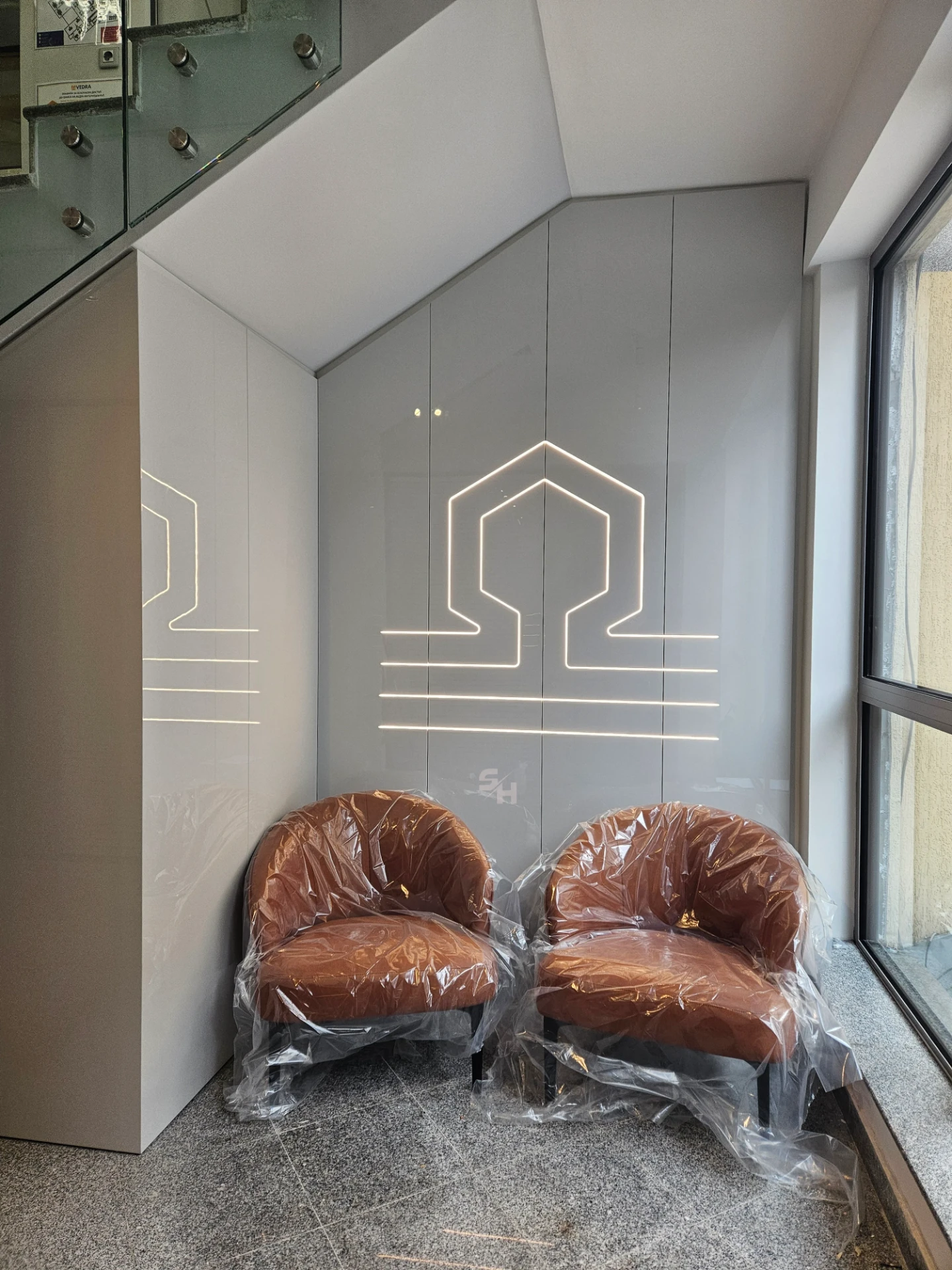VDR Office — hallway storage