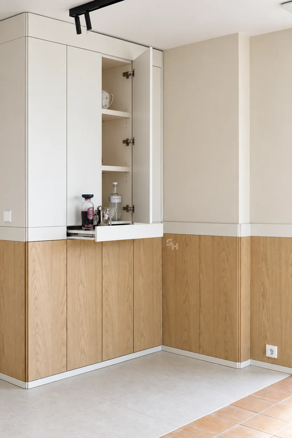 PSLR — kitchen, living and dining area in sandy tones with natural veneer