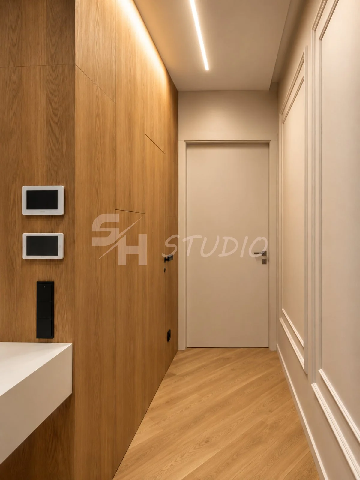 MMK Residence — oak-panelled hallway with integrated doors