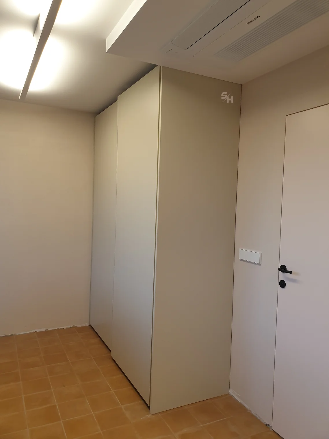 PSLR — bedroom wardrobes and window-seat storage